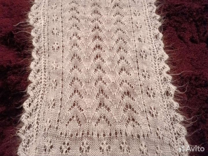 Шарф ажурный из козьего пуха
