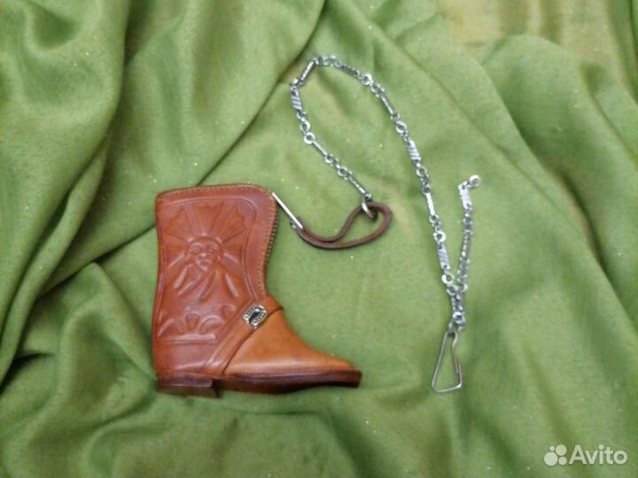 Ключница Сапожок натур. кожа