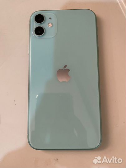 iPhone 11, 64 ГБ