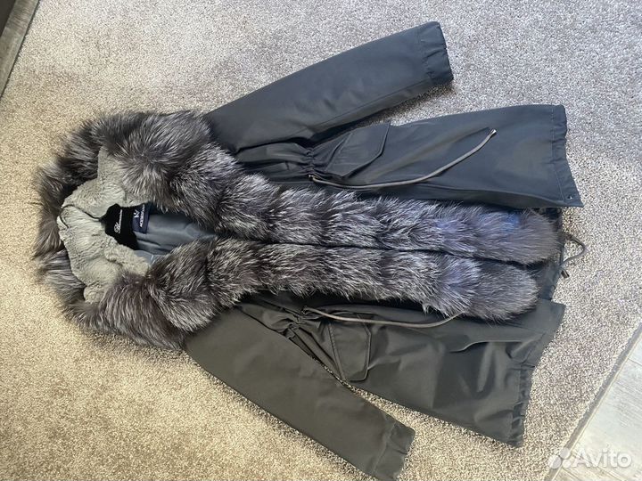 Парка с натуральным мехом