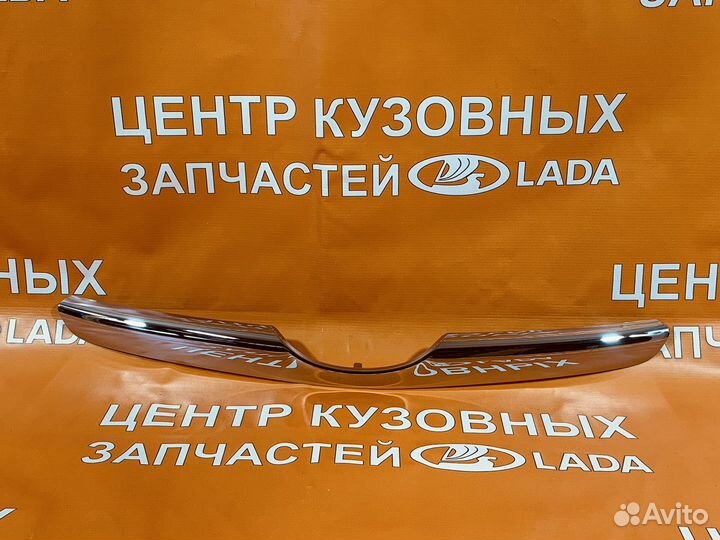 Молдинг переднего бампера LADA kalina 2