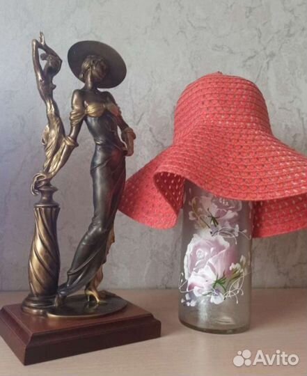 Шляпа от солнца, тапочки для моря