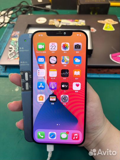 Дисплей на iPhone 12 pro max