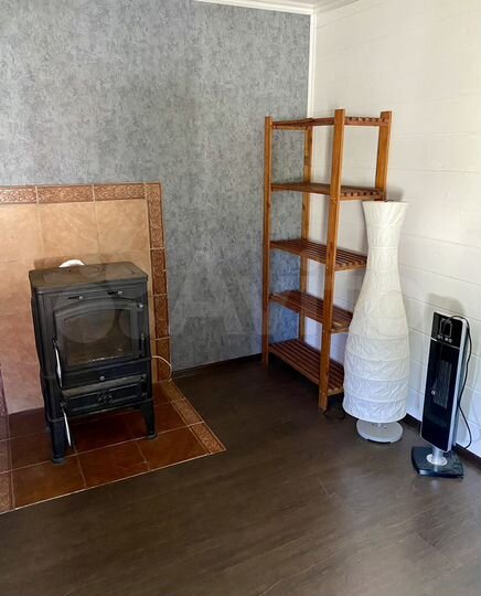 Дом 40 м² на участке 6 сот.