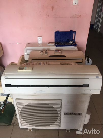 Кондиционер Hitachi на 50м2