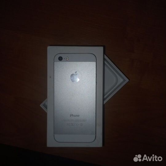 iPhone 5S, 16 ГБ