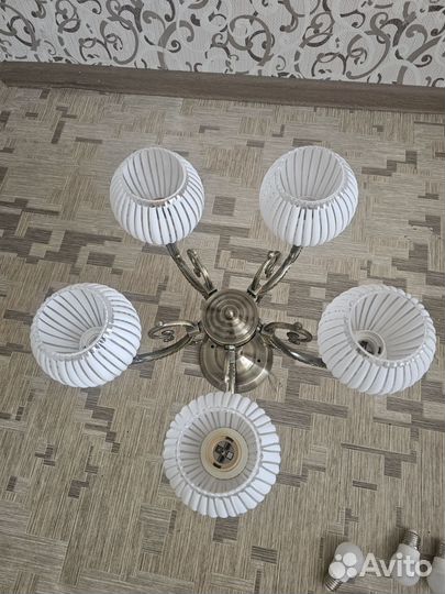 Люстра потолочная