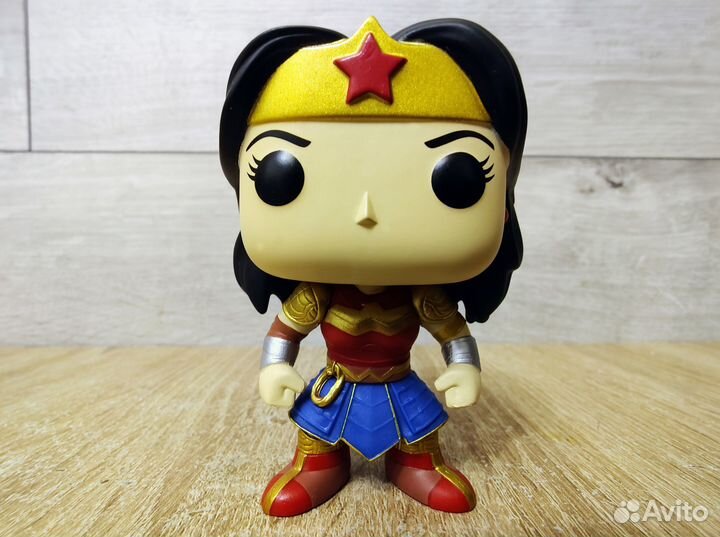 Фигурка Funko Pop Чудо-женщина - Wonder Woman №378