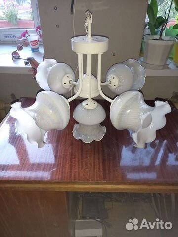 Люстра потолочная бу