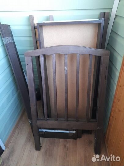 Кровать детская с маятником и ящиком