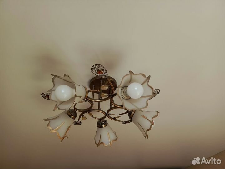 Люстра потолочная