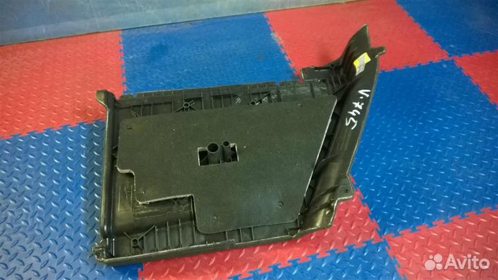 Обшивка багажника левая BMW X5 E70