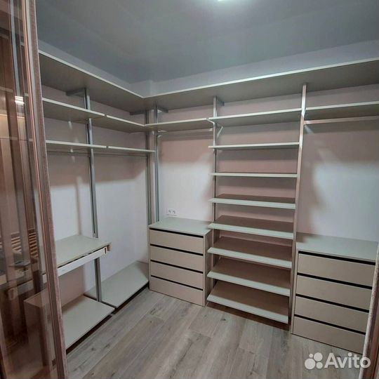 Гардеробная на заказ. Доставка и сборка