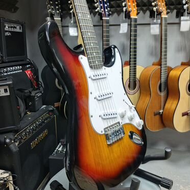 Электрогитара