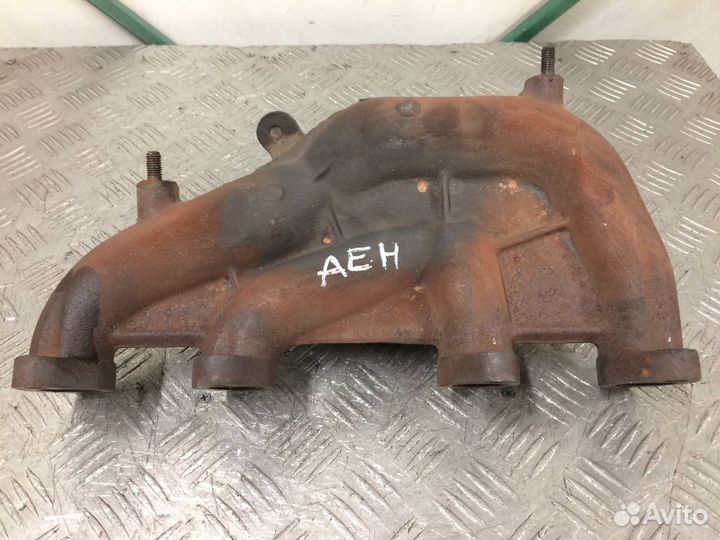 Коллектор выпускной Audi A3 1.6 AEH