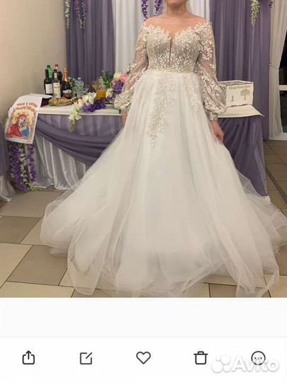 Свадебное платье