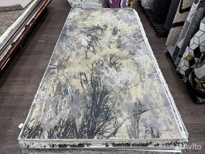 Ковер 1х2м новый Деревья