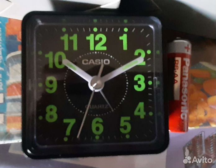 Будильник новый