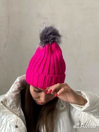 Шапка женская зимняя вязаная фуксия