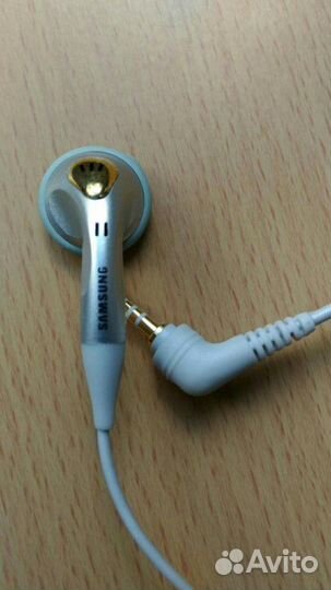 Гарнитура samsung с одним наушником AEP131 новый