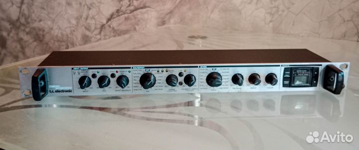 T.C.Electronic M300 процессор