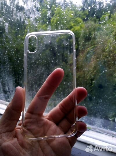 Чехол на телефон