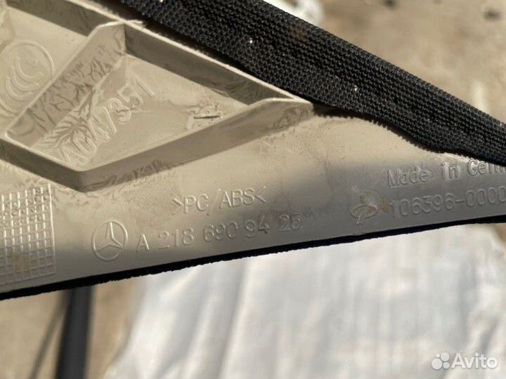 Накладка стойки лобового стекла правая