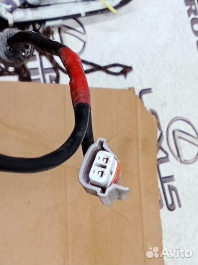 Провод бачка омывателя Toyota Land Cruiser Prado