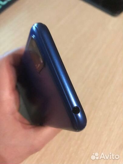Телефон honor 9s