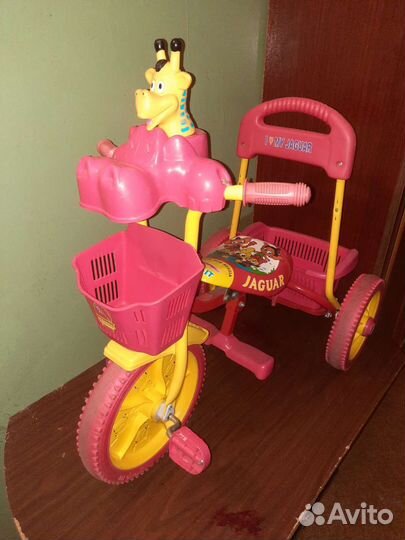 Детский трехколесный велосипед