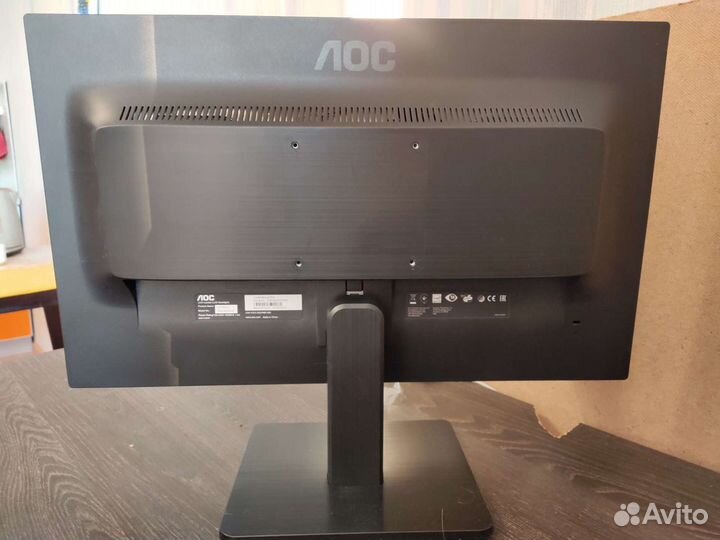 Монитор AOC Full HD 24