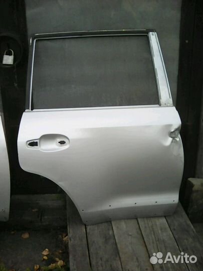 Двери на крузер 200