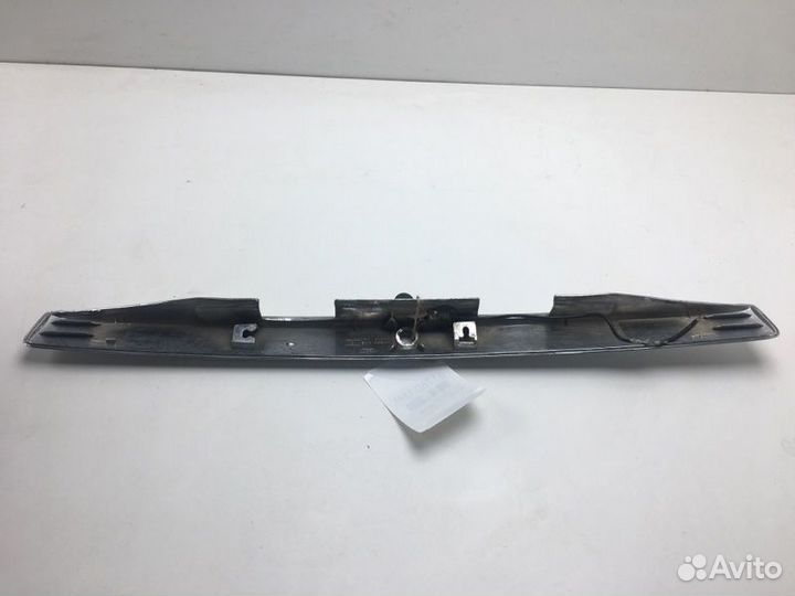 Накладка багажника Nissan Cedric HY34 VQ30DET 2000