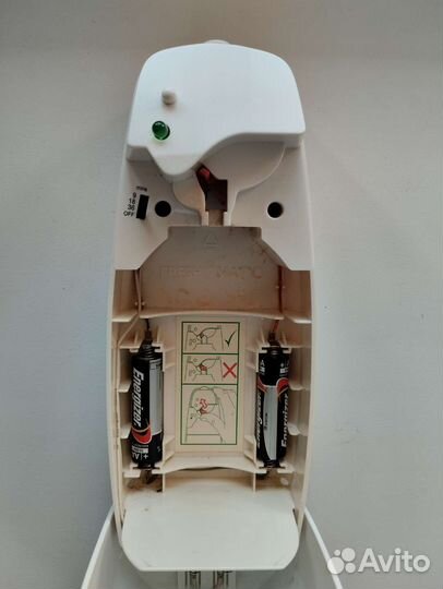 Автоматический освежитель воздуха