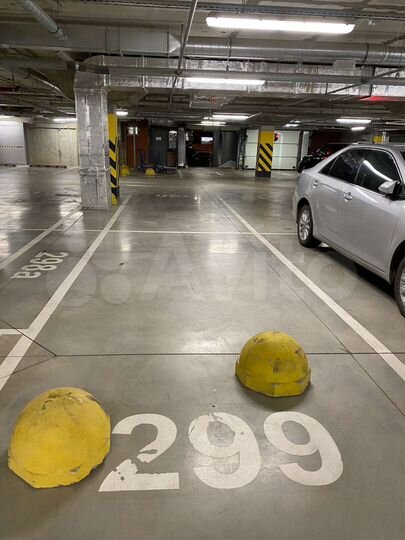 Машиноместо, 13 м²