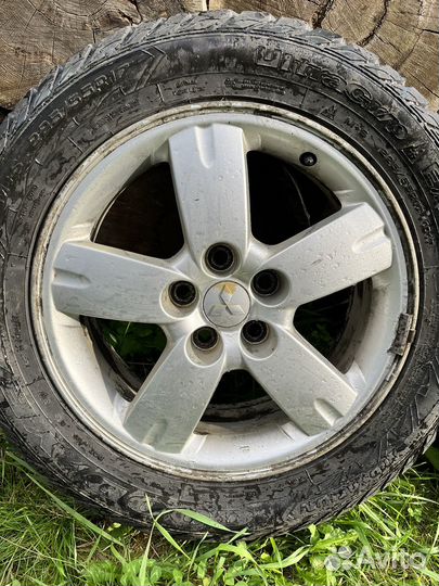 Goodyear UltraGrip Extreme 225/55 R17