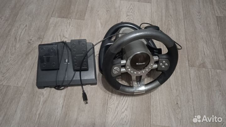 Игровой руль defender