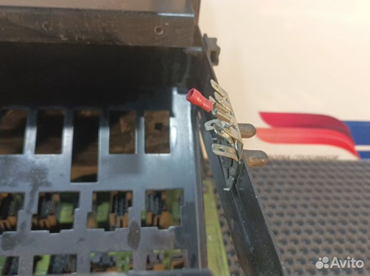 8144144 Плита блока силовых предохранителей