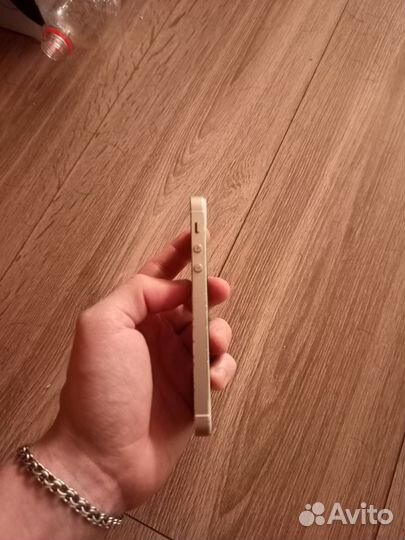 iPhone 5S, 16 ГБ