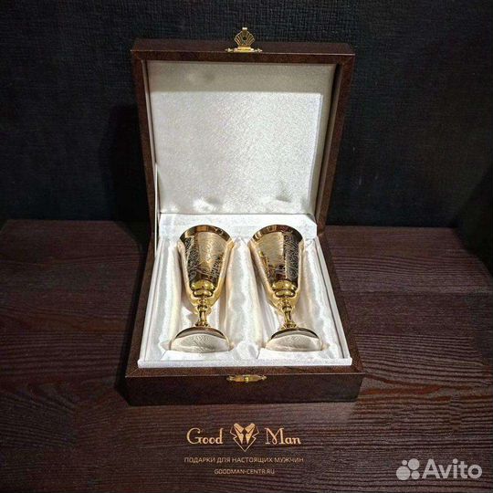 Подарочный набор, 2 фужера в золоте. Златоуст