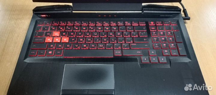 HP Omen/i7 7700/8GB/GTX1050/128GB SSD/15.6 IPS FHD