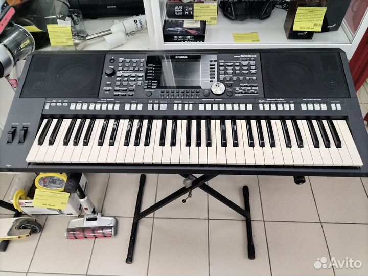 Синтезатор Yamaha PSR-S950