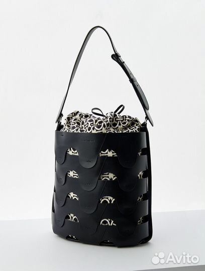 Сумка кожаная coccinelle