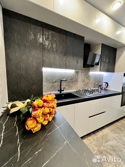 Угловая кухня на заказ. Производство