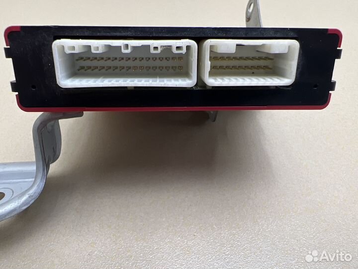 Блок коррекции фар Toyota Crown Majesta 186