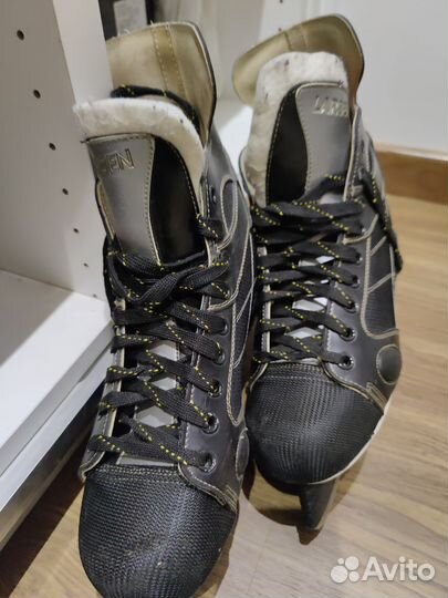 Коньки хоккейные мужские