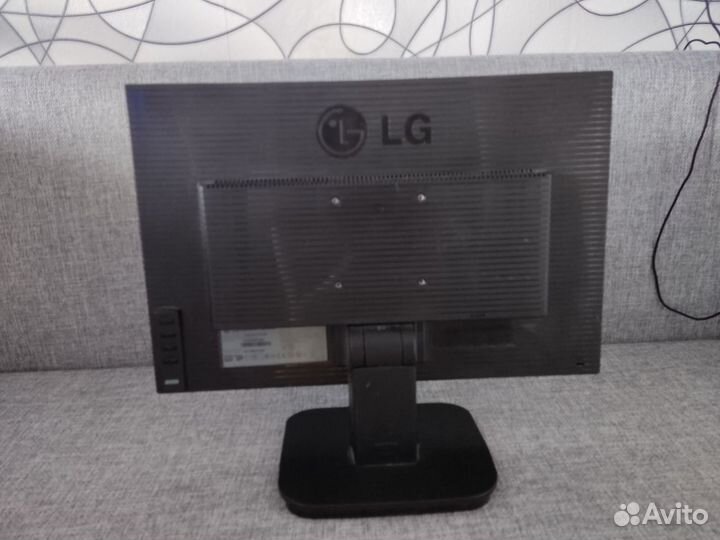 Монитор для компьютера LG