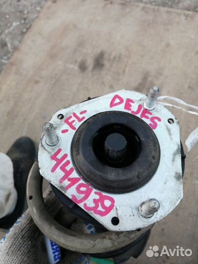 Стойка передняя левая Mazda Demio DE ZJ