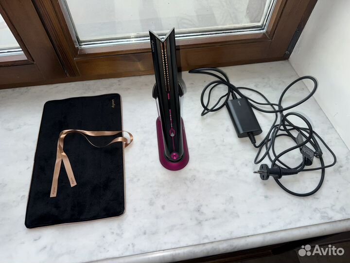 Выпрямитель Dyson Corrale HS03