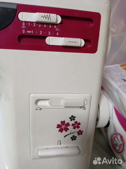 Elna швейная машинка 4300,распошивальная 444